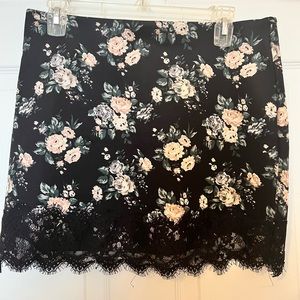 Forever 21 floral black lace skirt size large